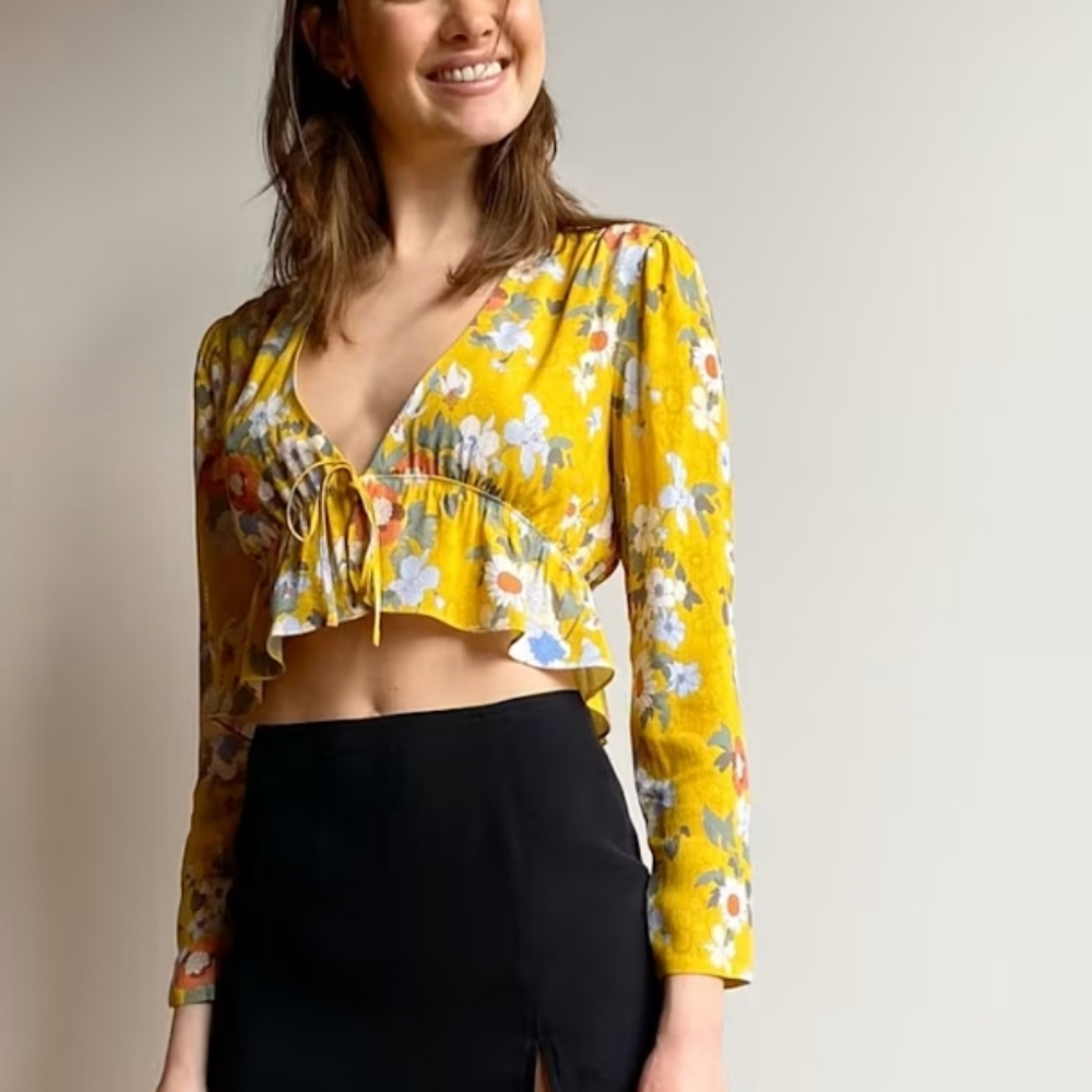 Aritzia Sunday Best Tie Front Retro Floral Print Blouse Top XS - Picture 2 of 16